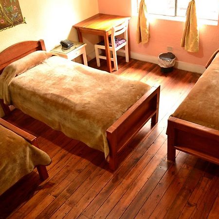 Hostal Loro Verde Кіто Екстер'єр фото