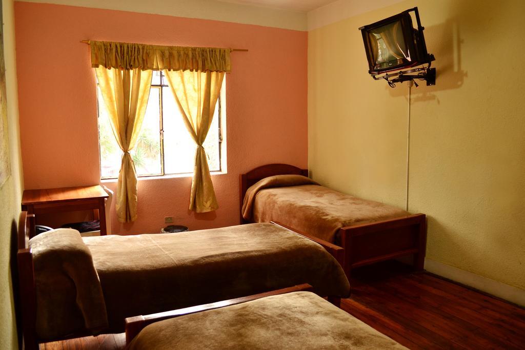 Hostal Loro Verde Кіто Екстер'єр фото