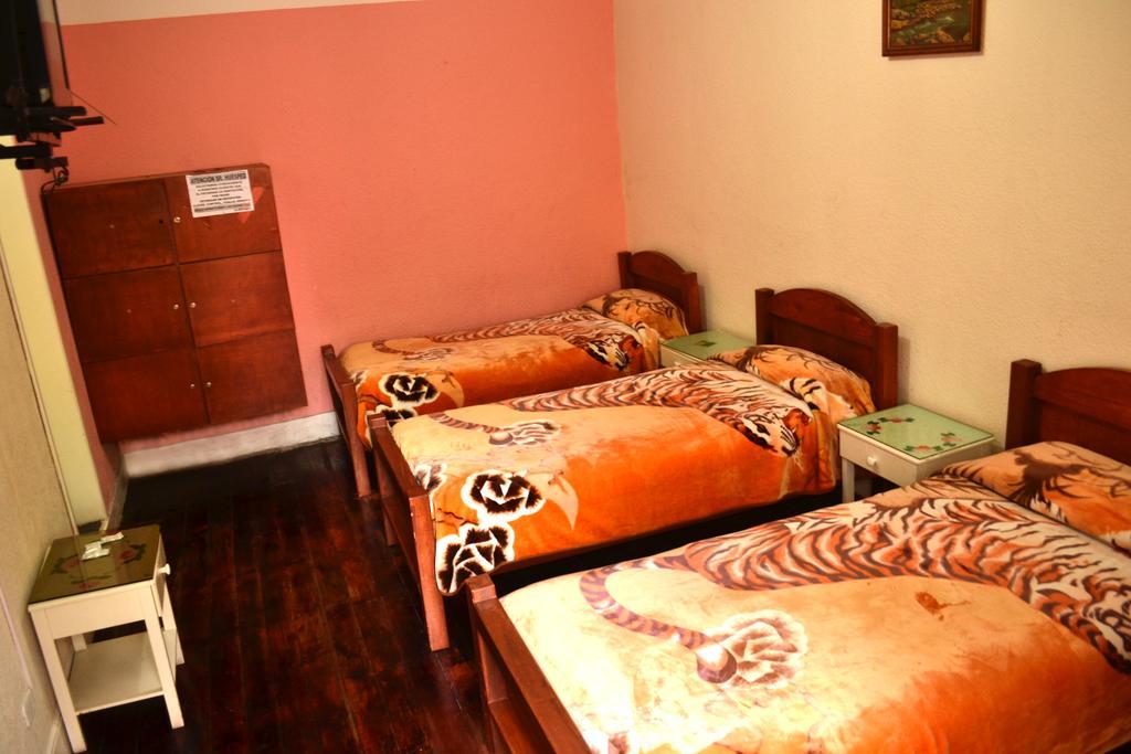 Hostal Loro Verde Кіто Екстер'єр фото
